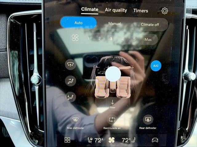 2026 Volvo XC90 Plug-In Hybrid Ultra Dark Theme, T8 AWD, Electric/Gasoline, 6 Seats