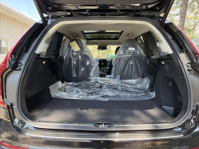 2026 Volvo XC90 Plug-In Hybrid Ultra Dark Theme, T8 AWD, Electric/Gasoline, 6 Seats