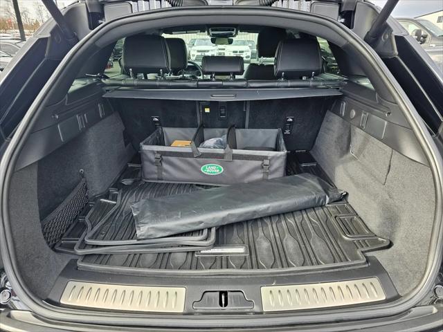 2022 Land Rover Range Rover Velar P250 R-Dynamic S