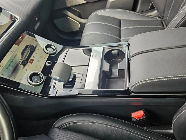 2022 Land Rover Range Rover Velar P250 R-Dynamic S
