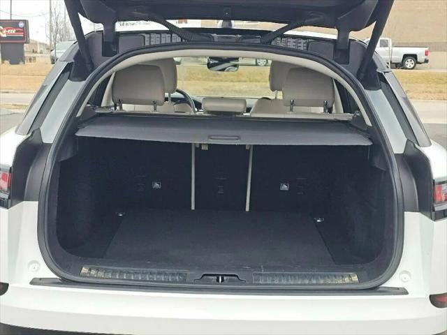 2018 Land Rover Range Rover Velar P250 SE R-Dynamic