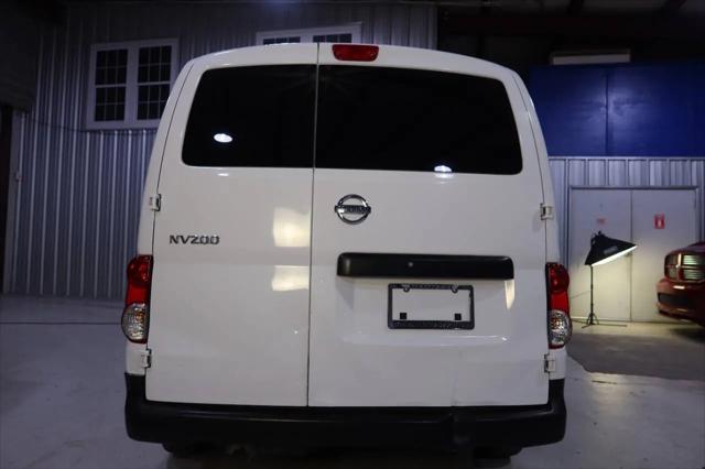 2017 Nissan NV200 S