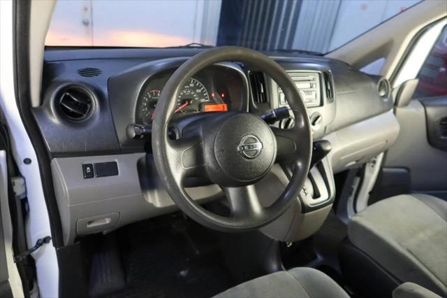 2017 Nissan NV200 S
