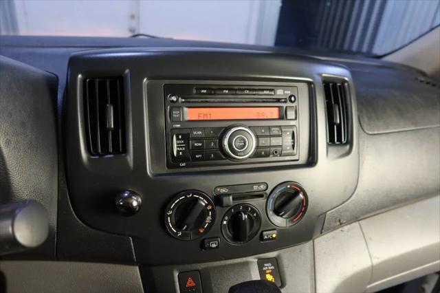 2017 Nissan NV200 S