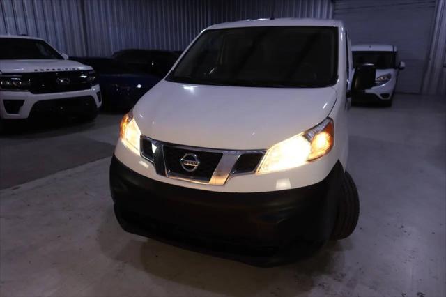 2017 Nissan NV200 S
