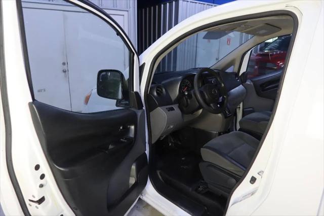2017 Nissan NV200 S