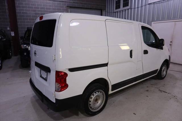 2017 Nissan NV200 S