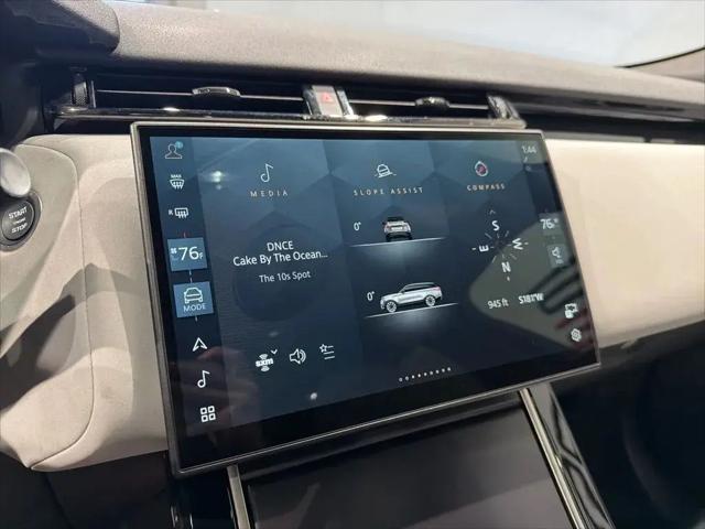2026 Land Rover Range Rover Velar P250 Dynamic SE