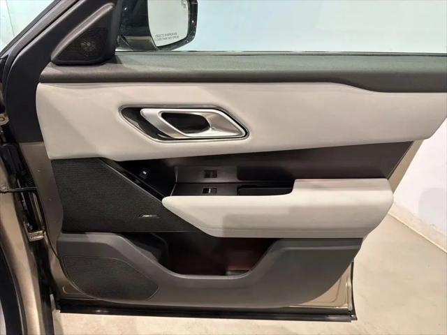 2026 Land Rover Range Rover Velar P250 Dynamic SE