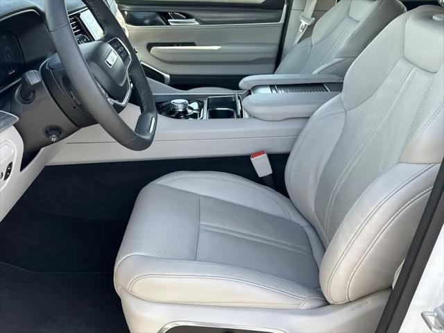 2024 Jeep Wagoneer Series II 4x2