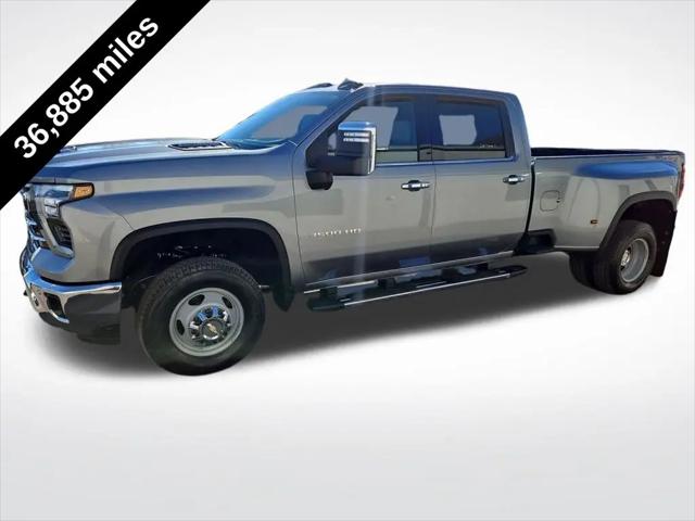 2025 Chevrolet Silverado 3500HD Crew Cab, Long Bed, LTZ Dual Rear Wheel, 4WD