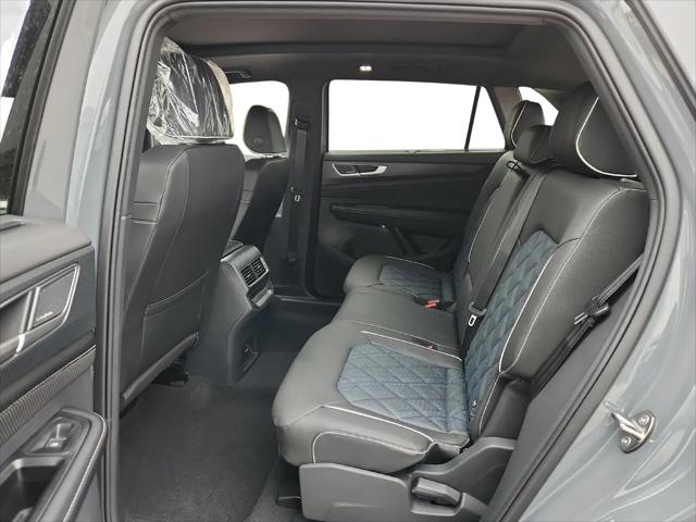 2026 Volkswagen Atlas Cross Sport SEL Premium R-Line