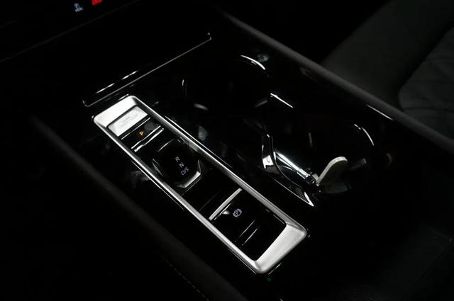 2026 Volkswagen Atlas SEL Premium R-Line