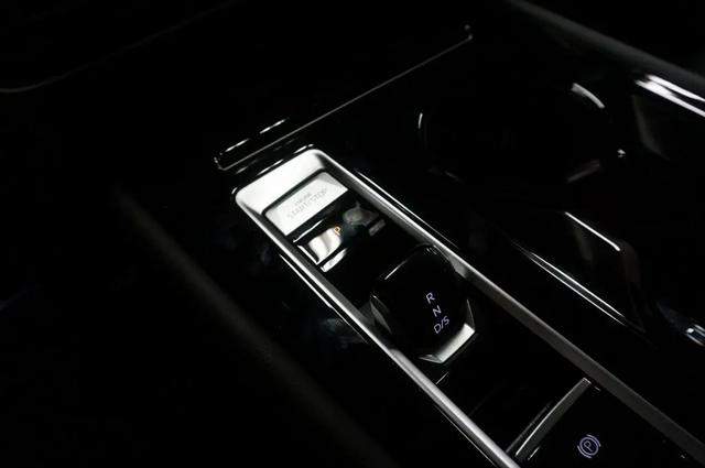2026 Volkswagen Atlas SEL Premium R-Line