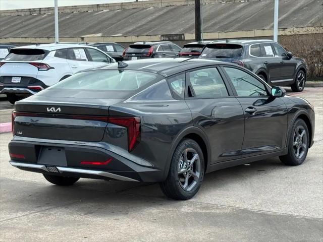 2026 Kia K4 LXS