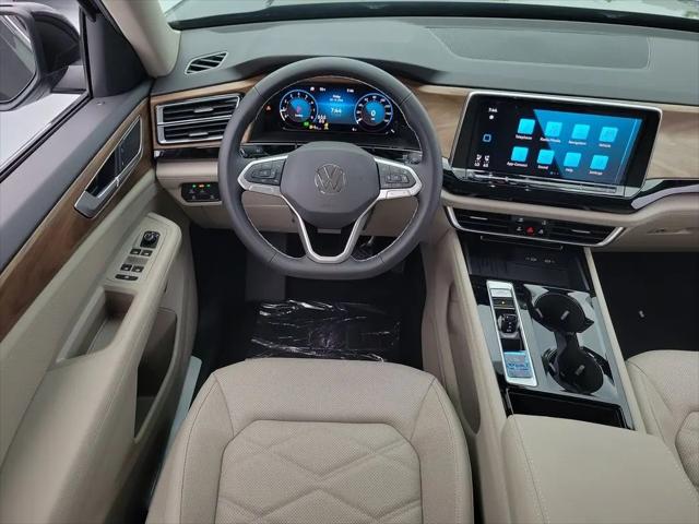 2026 Volkswagen Atlas SE with Technology