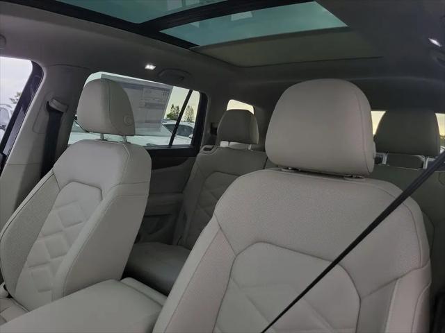 2026 Volkswagen Atlas SE with Technology