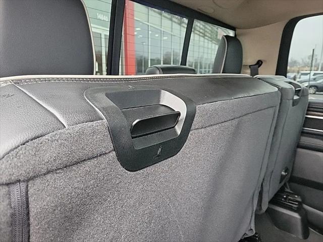 2020 Ram 1500 Laramie Crew Cab 4x4 5'7" Box