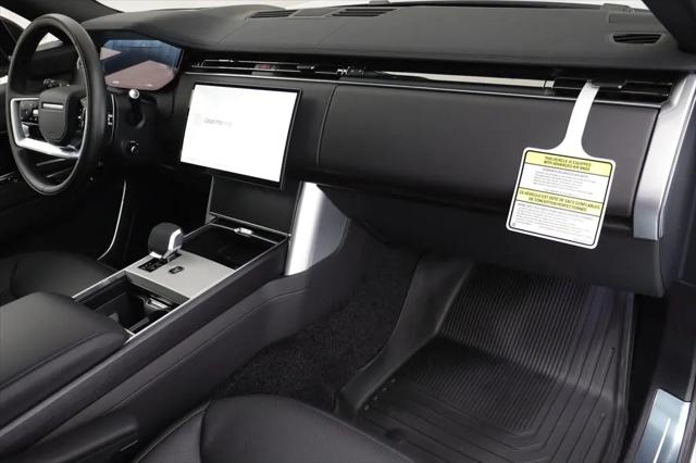 2026 Land Rover Range Rover P400 SE