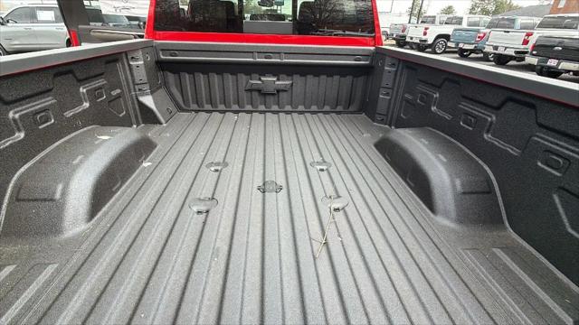 2026 Chevrolet Silverado 2500HD Crew Cab, Standard Bed, XR2, 4WD