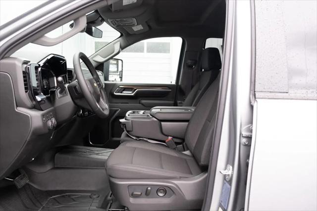 2026 Chevrolet Silverado 3500HD Crew Cab, Standard Bed, LT, 4WD