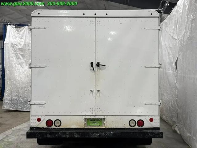 2014 Ford E-350 Stripped E-350