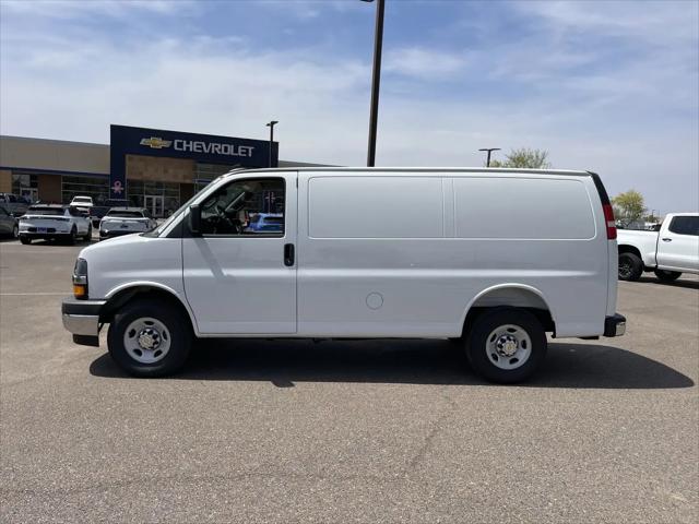 2026 Chevrolet Express Cargo Van 2500 Regular Wheelbase, WT, RWD
