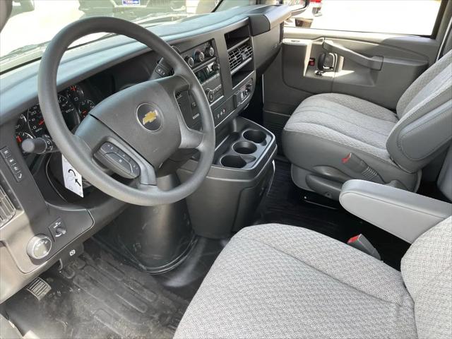 2026 Chevrolet Express Cargo Van 2500 Regular Wheelbase, WT, RWD
