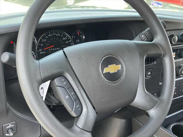 2026 Chevrolet Express Cargo Van 2500 Regular Wheelbase, WT, RWD