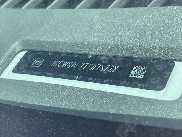 2026 Chevrolet Express Cargo Van 2500 Regular Wheelbase, WT, RWD