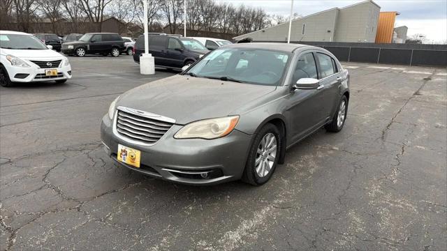 2013 Chrysler 200 Limited