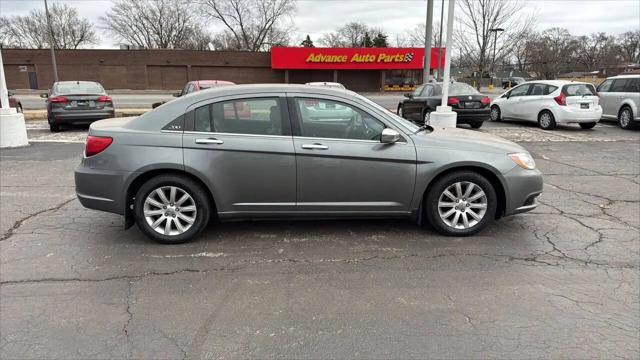 2013 Chrysler 200 Limited