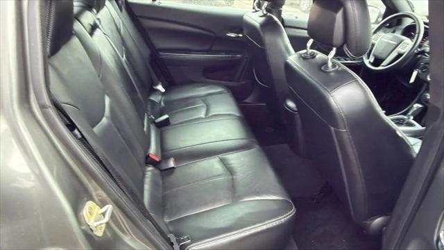 2013 Chrysler 200 Limited