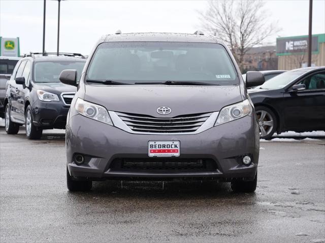 2016 Toyota Sienna XLE