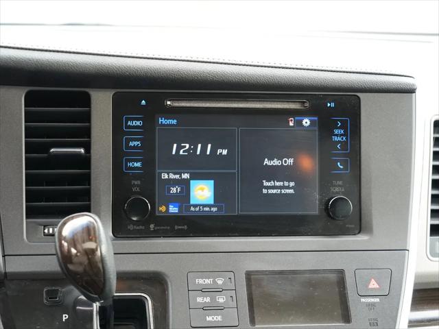 2016 Toyota Sienna XLE
