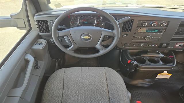 2026 Chevrolet Express Cutaway 4500 Van