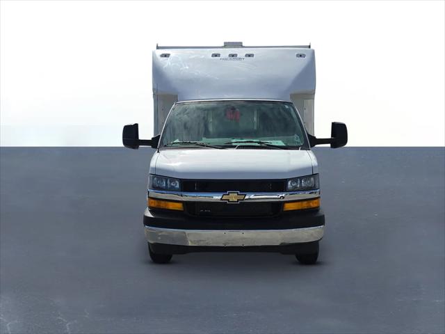 2026 Chevrolet Express Cutaway 4500 Van