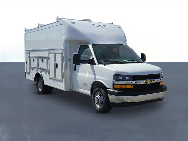2026 Chevrolet Express Cutaway 4500 Van