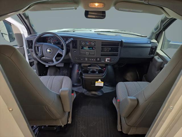2026 Chevrolet Express Cutaway 4500 Van
