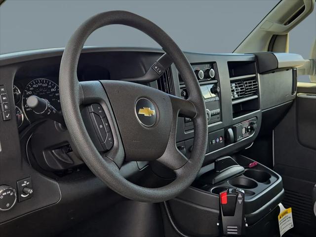 2026 Chevrolet Express Cutaway 4500 Van