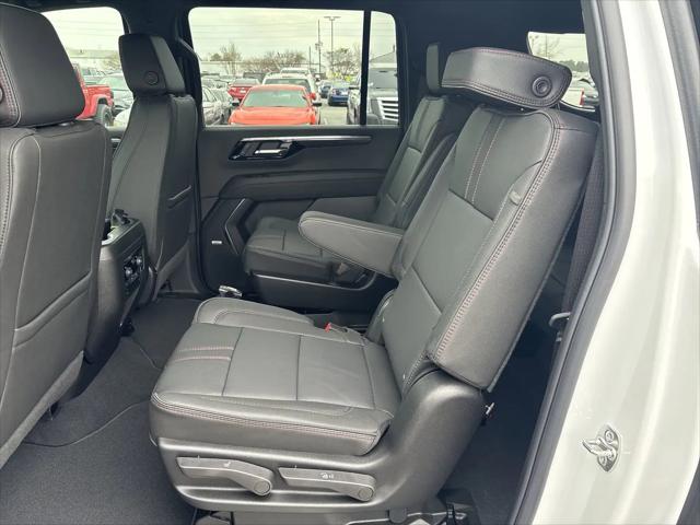 2026 Chevrolet Suburban RST, 4WD