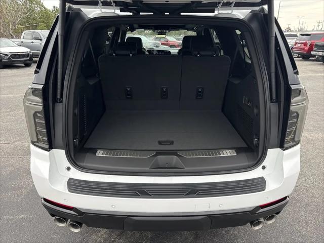 2026 Chevrolet Suburban RST, 4WD