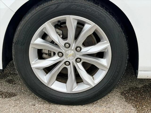 2020 Chevrolet Malibu FWD LT