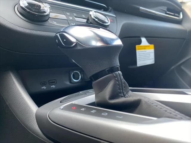 2026 Buick NV Preferred FWD