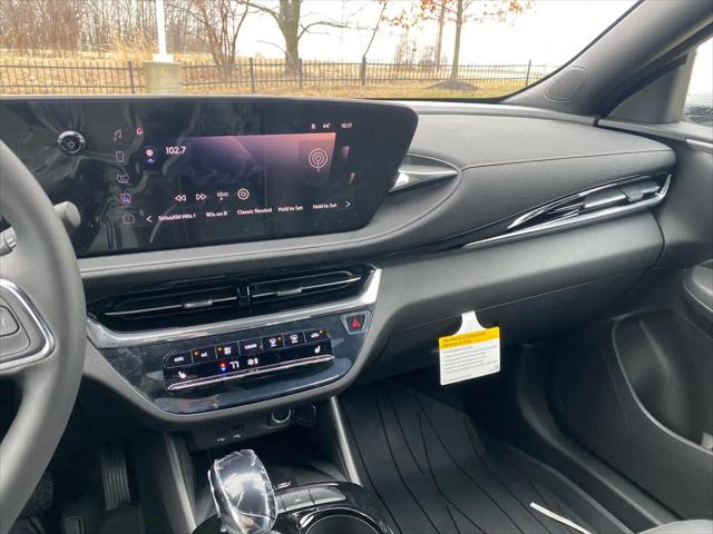 2026 Buick NV Avenir FWD