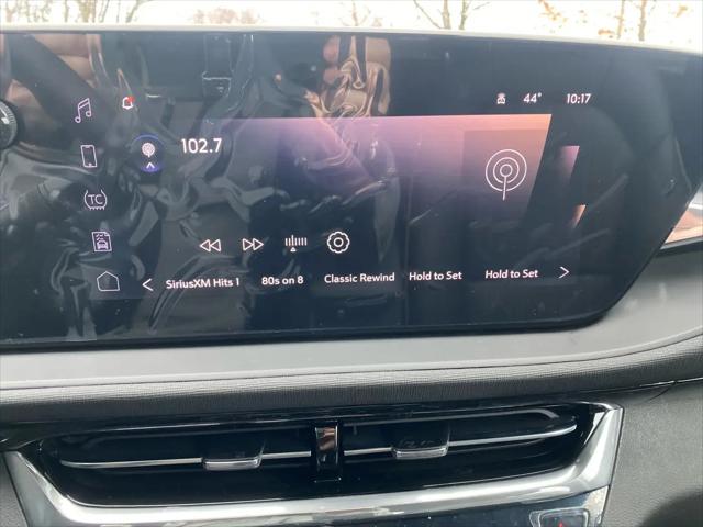 2026 Buick NV Avenir FWD