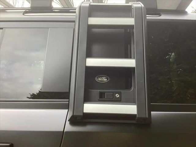 2022 Land Rover Defender 110 X