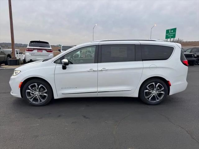 2026 Chrysler Pacifica Pinnacle