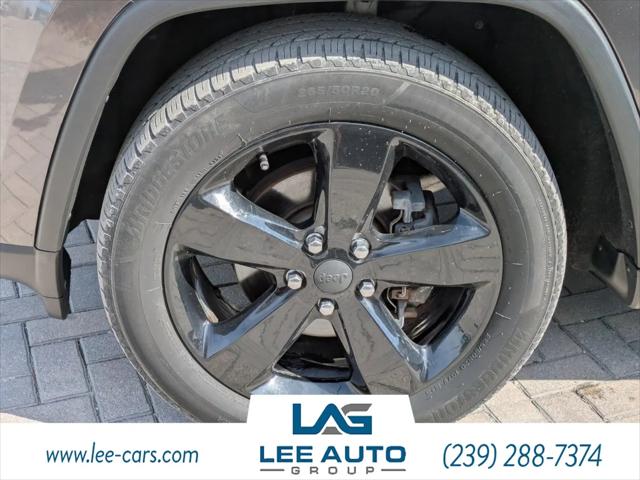 2017 Jeep Grand Cherokee Laredo 4x4