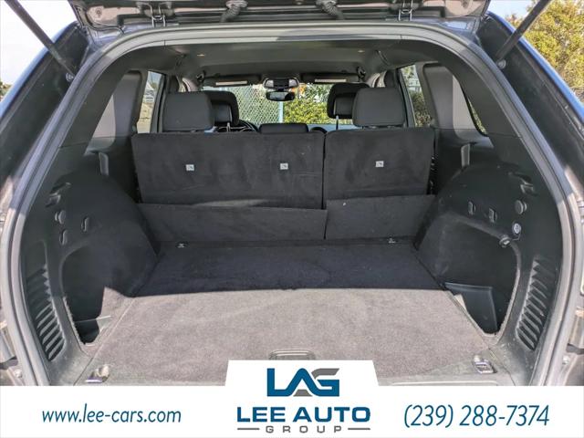 2017 Jeep Grand Cherokee Laredo 4x4